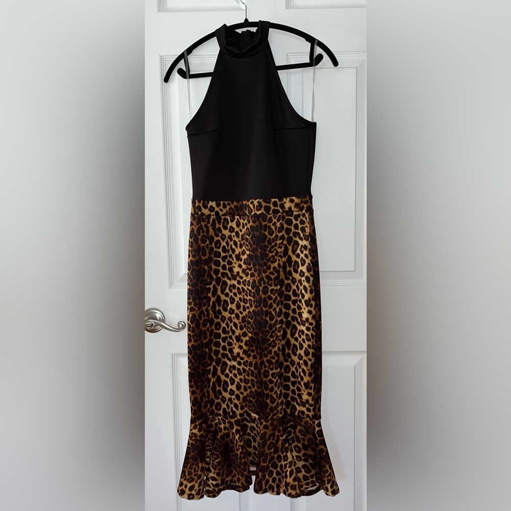 Elegant Black and Leopard Print Midi Dress
